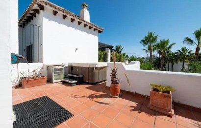Resale - Apartment - Penthouse - Marbella - Puerto Banús