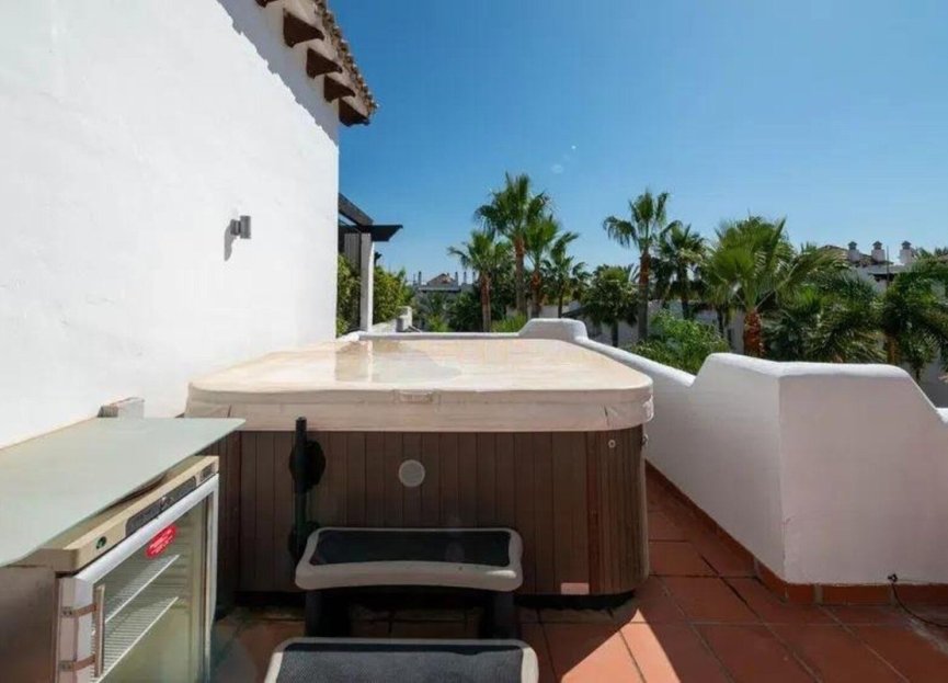Resale - Apartment - Penthouse - Marbella - Puerto Banús