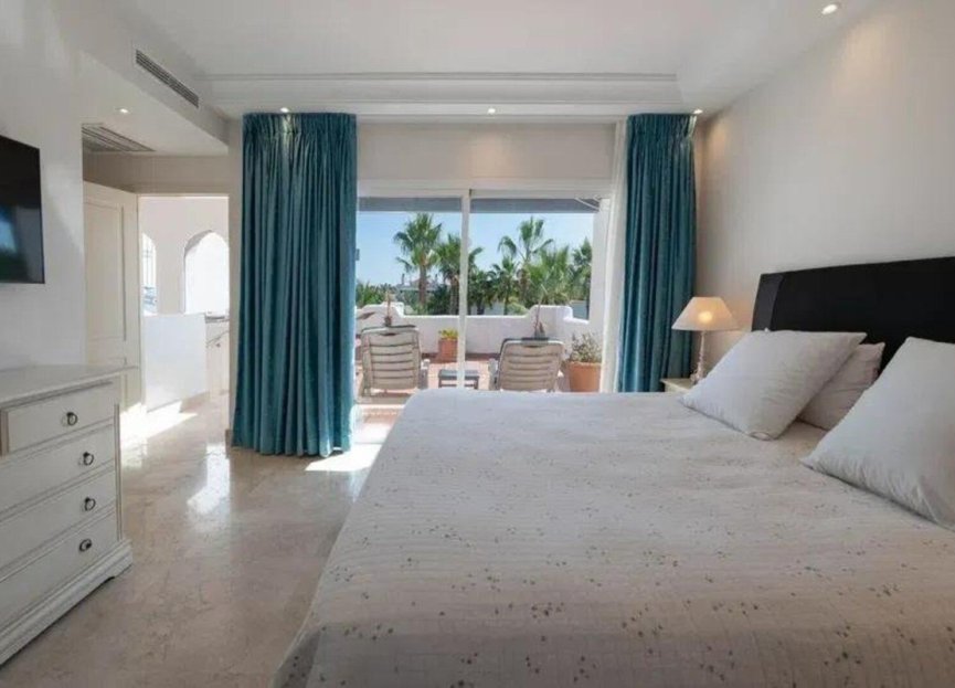 Resale - Apartment - Penthouse - Marbella - Puerto Banús