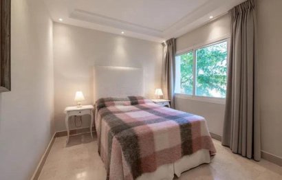 Resale - Apartment - Penthouse - Marbella - Puerto Banús