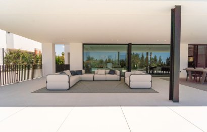 Resale - House - Detached Villa - Marbella - Nueva Andalucia