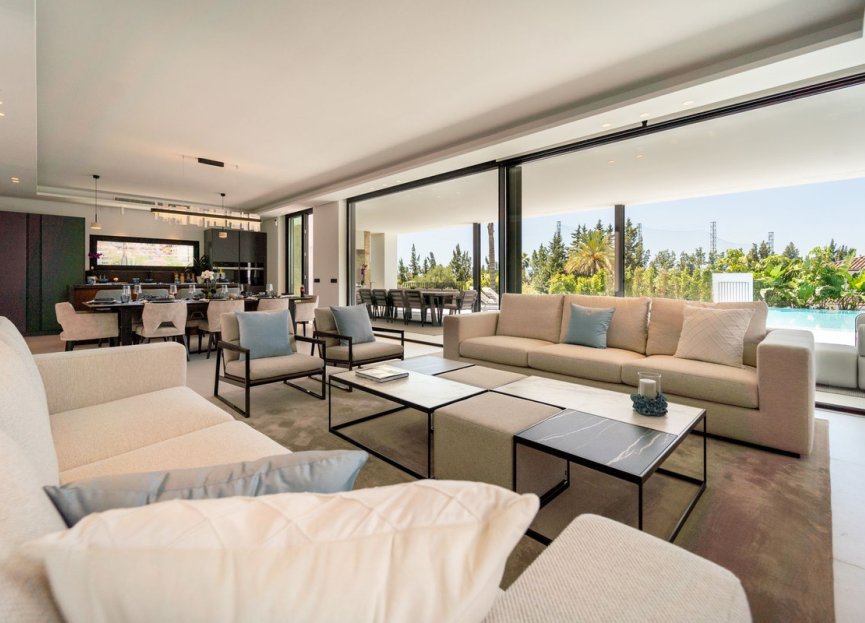 Resale - House - Detached Villa - Marbella - Nueva Andalucia