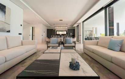 Resale - House - Detached Villa - Marbella - Nueva Andalucia