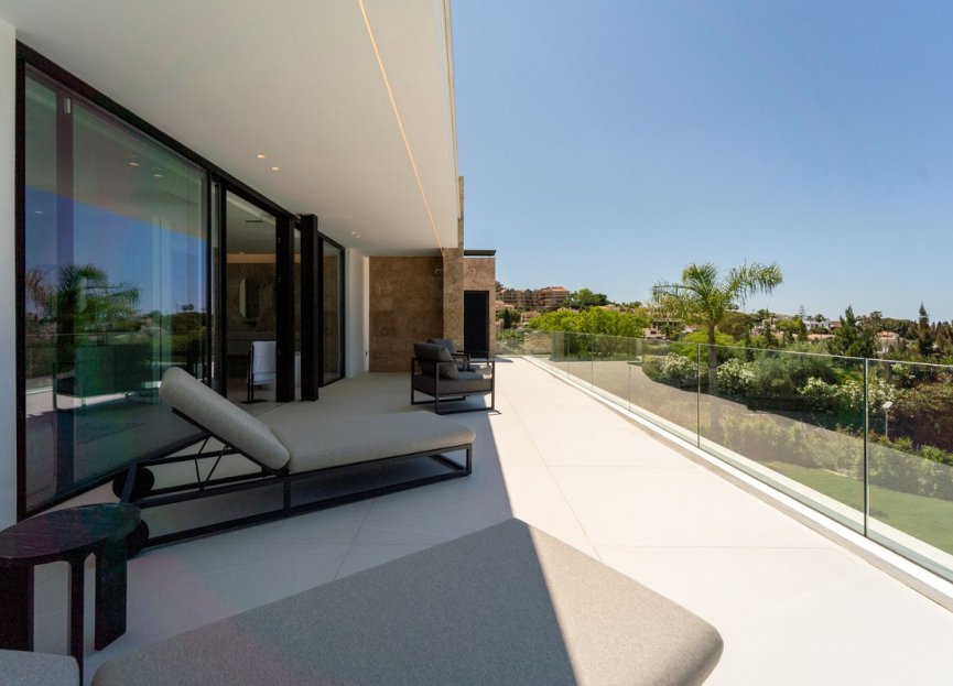 Resale - House - Detached Villa - Marbella - Nueva Andalucia