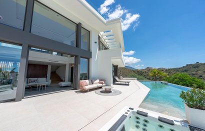 Resale - House - Detached Villa - Benahavís - La Quinta