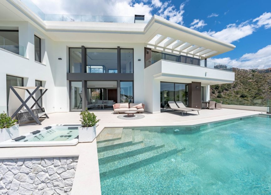 Resale - House - Detached Villa - Benahavís - La Quinta