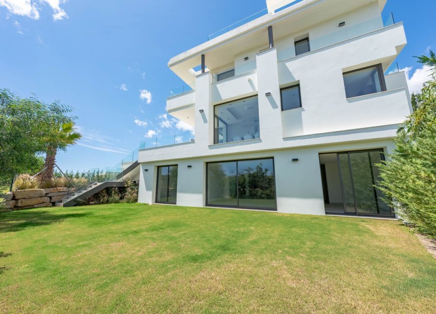 Resale - House - Detached Villa - Benahavís - La Quinta