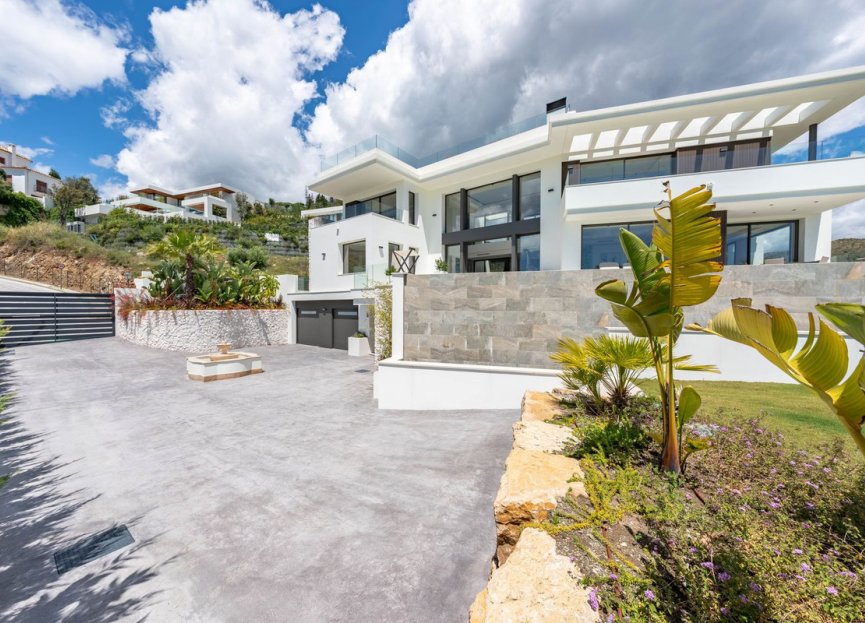 Resale - House - Detached Villa - Benahavís - La Quinta