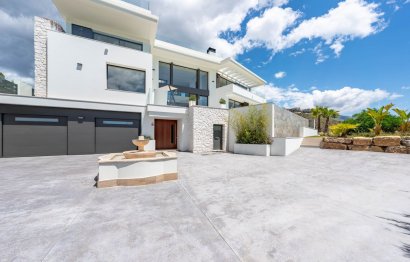 Resale - House - Detached Villa - Benahavís - La Quinta