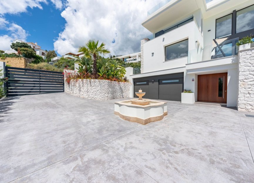 Resale - House - Detached Villa - Benahavís - La Quinta