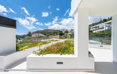 Resale - House - Detached Villa - Benahavís - La Quinta