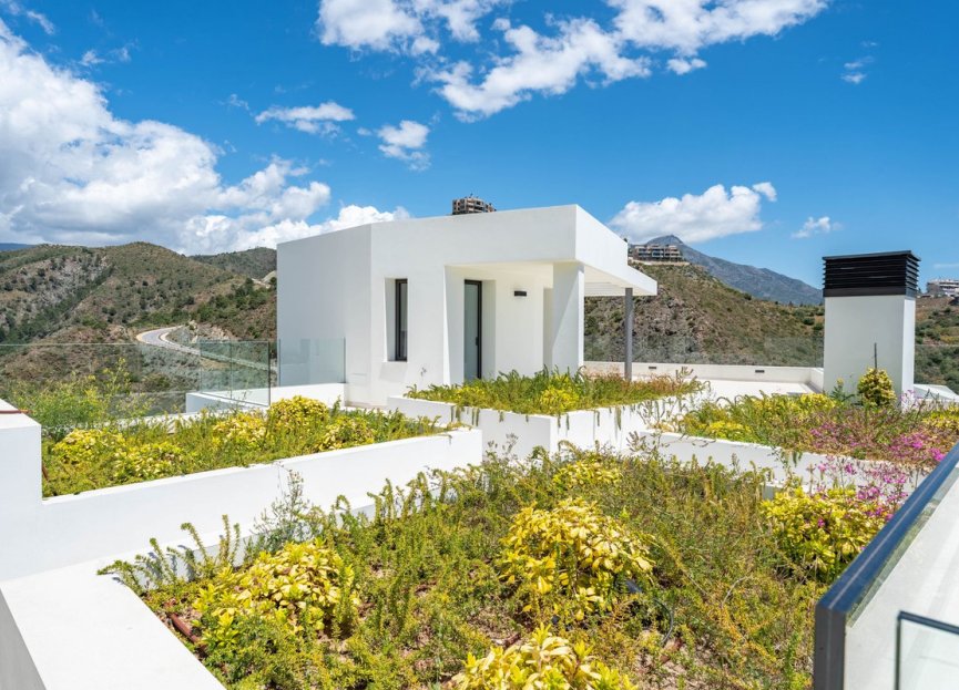 Resale - House - Detached Villa - Benahavís - La Quinta