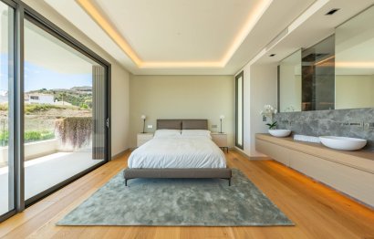 Resale - House - Detached Villa - Benahavís - La Quinta