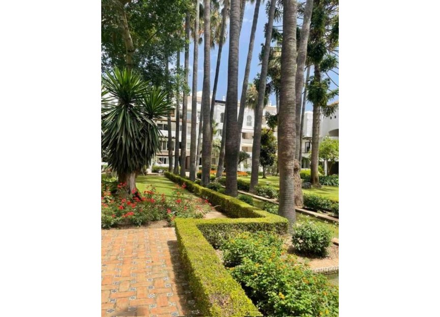 Resale - Ground floor apartment - Marbella - Puerto Banús