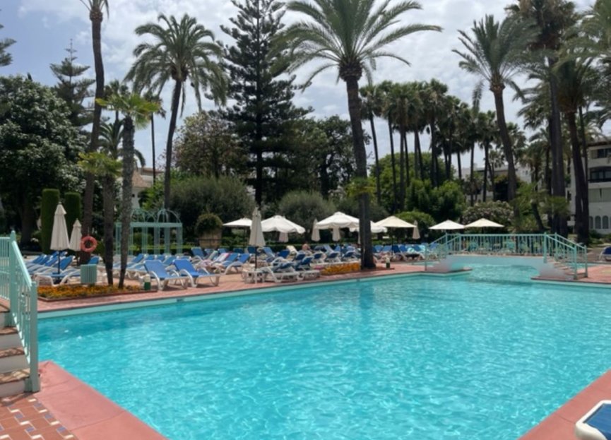 Resale - Ground floor apartment - Marbella - Puerto Banús