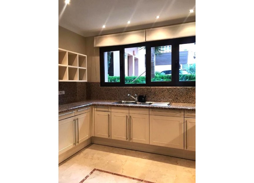 Reventa - House - Townhouse - Marbella - Marbella Centro