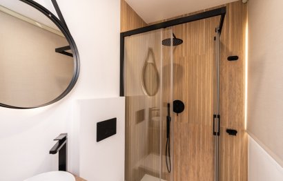 Resale - Apartment - Middle Floor Apartment - Marbella - Marbella Centro