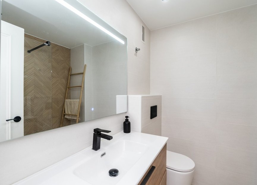 Resale - Apartment - Middle Floor Apartment - Marbella - Marbella Centro