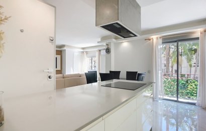 Reventa - Apartment - Middle Floor Apartment - Estepona - Estepona Centro