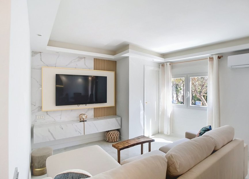 Reventa - Apartment - Middle Floor Apartment - Estepona - Estepona Centro