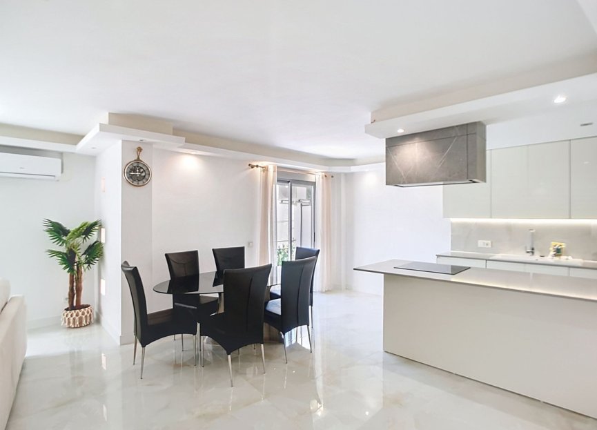 Reventa - Apartment - Middle Floor Apartment - Estepona - Estepona Centro