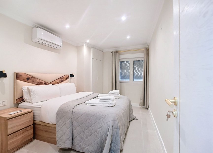 Reventa - Apartment - Middle Floor Apartment - Estepona - Estepona Centro