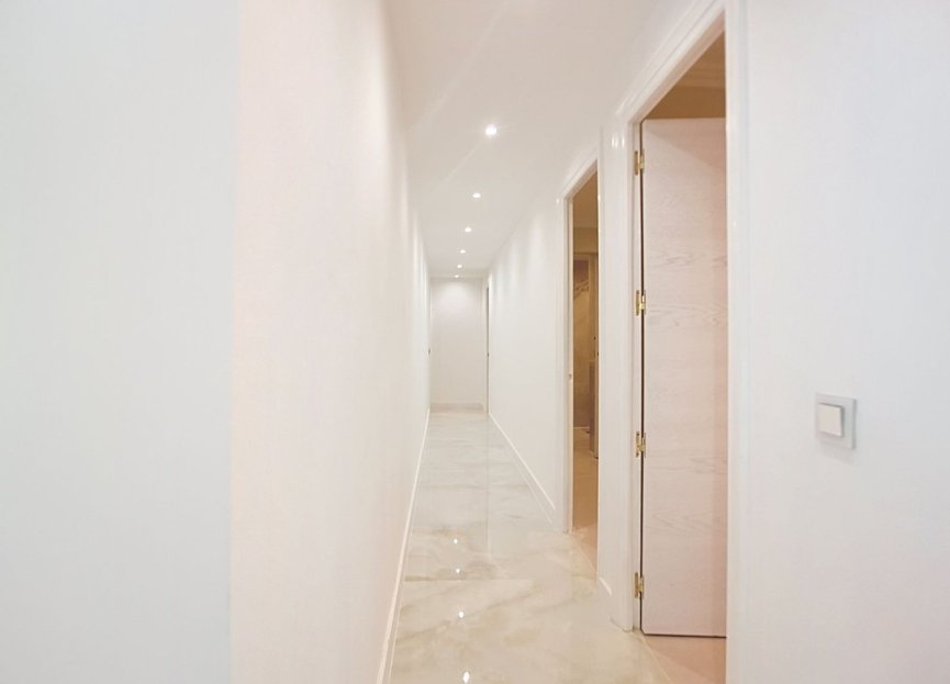 Reventa - Apartment - Middle Floor Apartment - Estepona - Estepona Centro