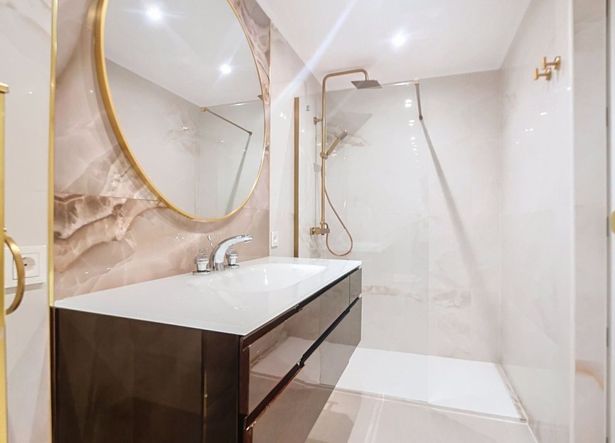 Reventa - Apartment - Middle Floor Apartment - Estepona - Estepona Centro