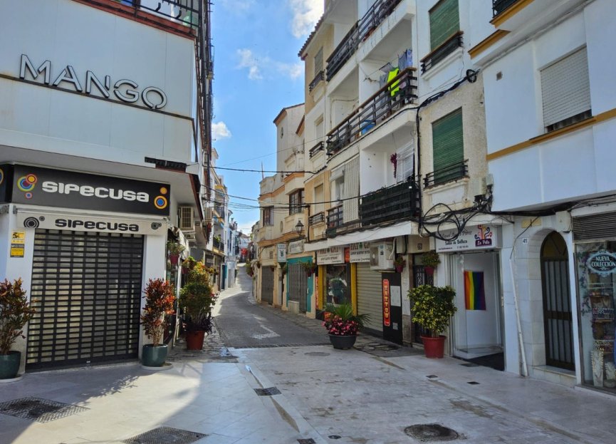 Reventa - Apartment - Middle Floor Apartment - Estepona - Estepona Centro