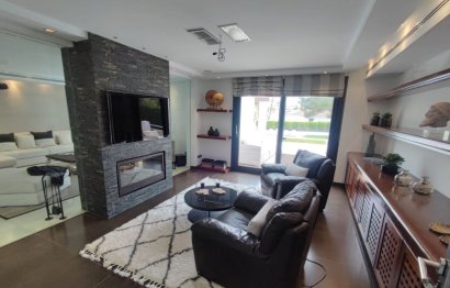 Resale - House - Detached Villa - Marbella - Nueva Andalucia