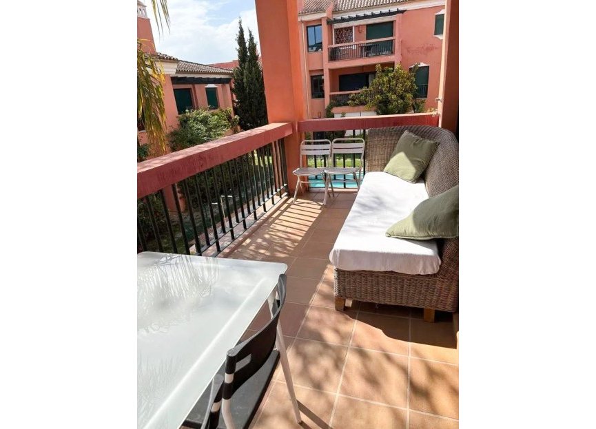 Resale - Apartment - Middle Floor Apartment - Marbella - Marbesa