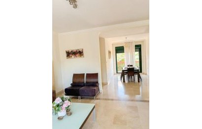 Resale - Apartment - Middle Floor Apartment - Marbella - Marbesa