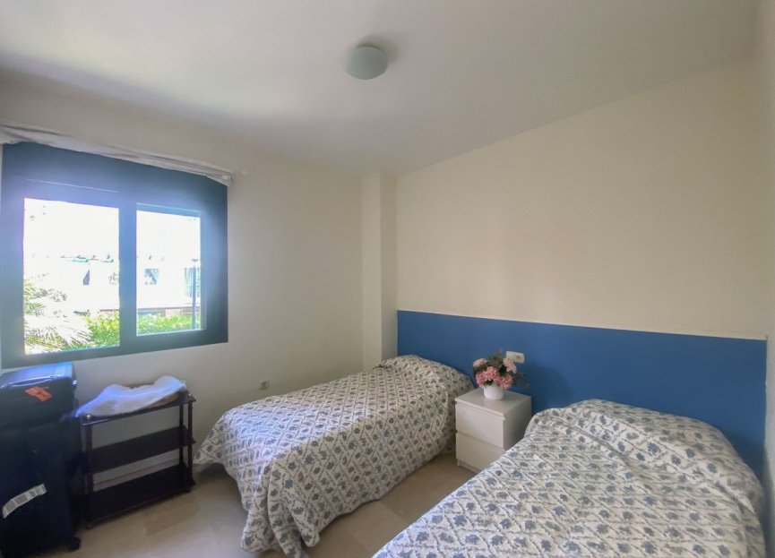 Resale - Apartment - Middle Floor Apartment - Marbella - Marbesa