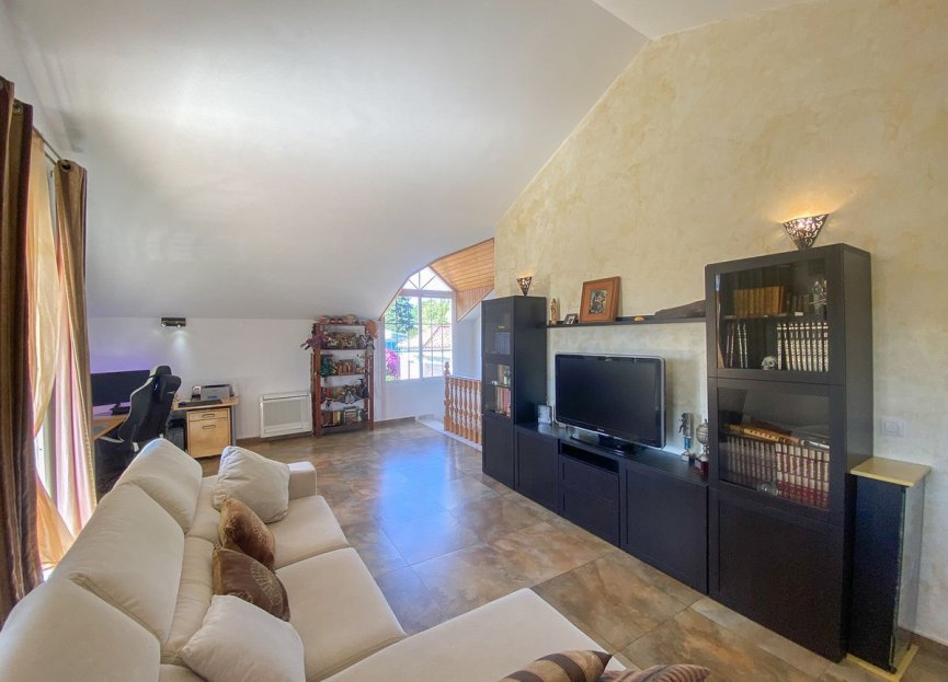 Resale - House - Detached Villa - Marbella - Guadalmina Alta