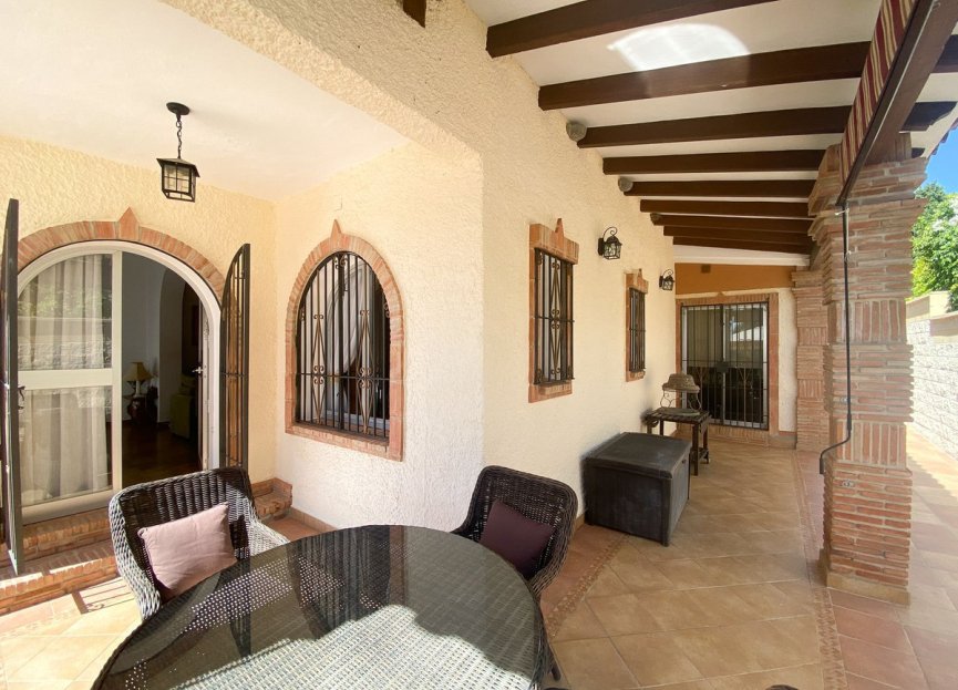 Resale - House - Detached Villa - Marbella - Guadalmina Alta