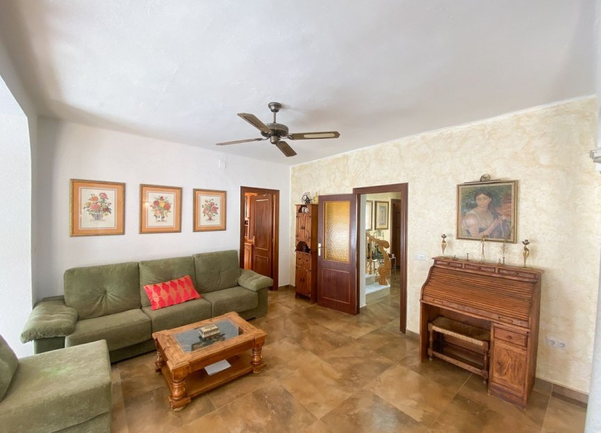 Resale - House - Detached Villa - Marbella - Guadalmina Alta