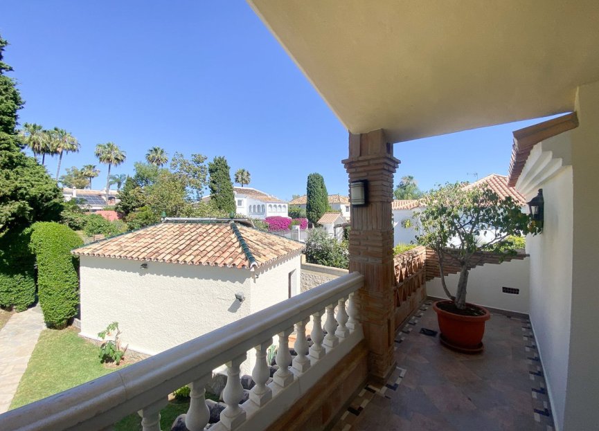 Resale - House - Detached Villa - Marbella - Guadalmina Alta