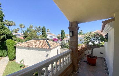 Resale - House - Detached Villa - Marbella - Guadalmina Alta