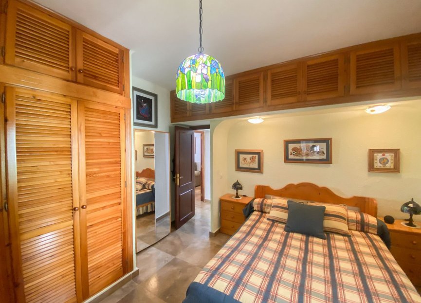 Resale - House - Detached Villa - Marbella - Guadalmina Alta