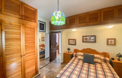 Resale - House - Detached Villa - Marbella - Guadalmina Alta