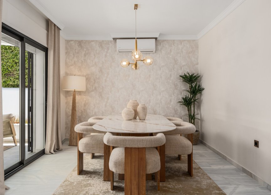 Reventa - House - Detached Villa - Marbella - Nueva Andalucia