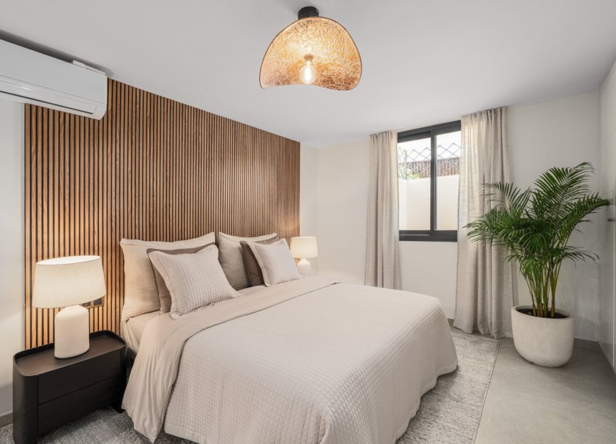 Reventa - House - Detached Villa - Marbella - Nueva Andalucia