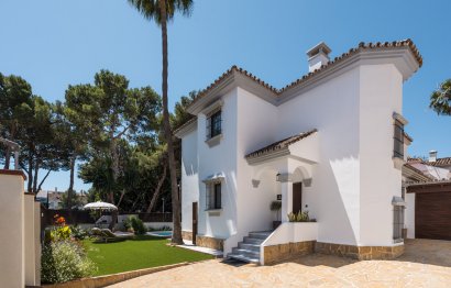 Reventa - House - Detached Villa - Marbella - Nueva Andalucia