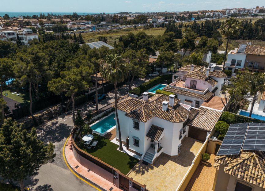Reventa - House - Detached Villa - Marbella - Nueva Andalucia