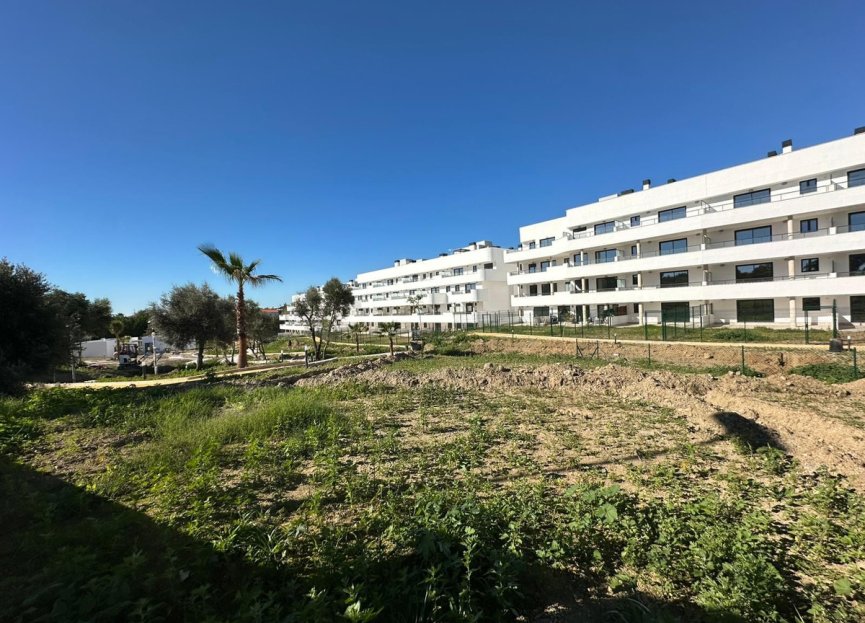 Resale - Apartment - Middle Floor Apartment - Estepona - Estepona Centro
