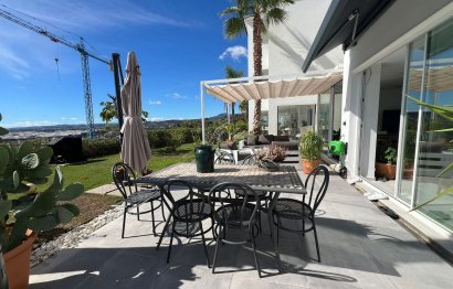 Resale - Ground floor apartment - Estepona - Estepona Centro