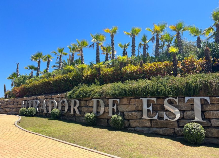 Resale - Ground floor apartment - Estepona - Estepona Centro