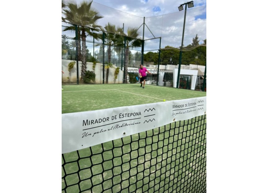 Resale - Ground floor apartment - Estepona - Estepona Centro