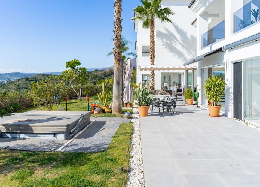 Resale - Ground floor apartment - Estepona - Estepona Centro