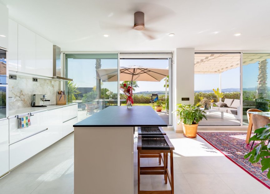 Resale - Ground floor apartment - Estepona - Estepona Centro